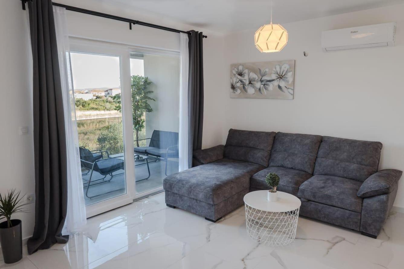Luxury D Apartment Bibinje