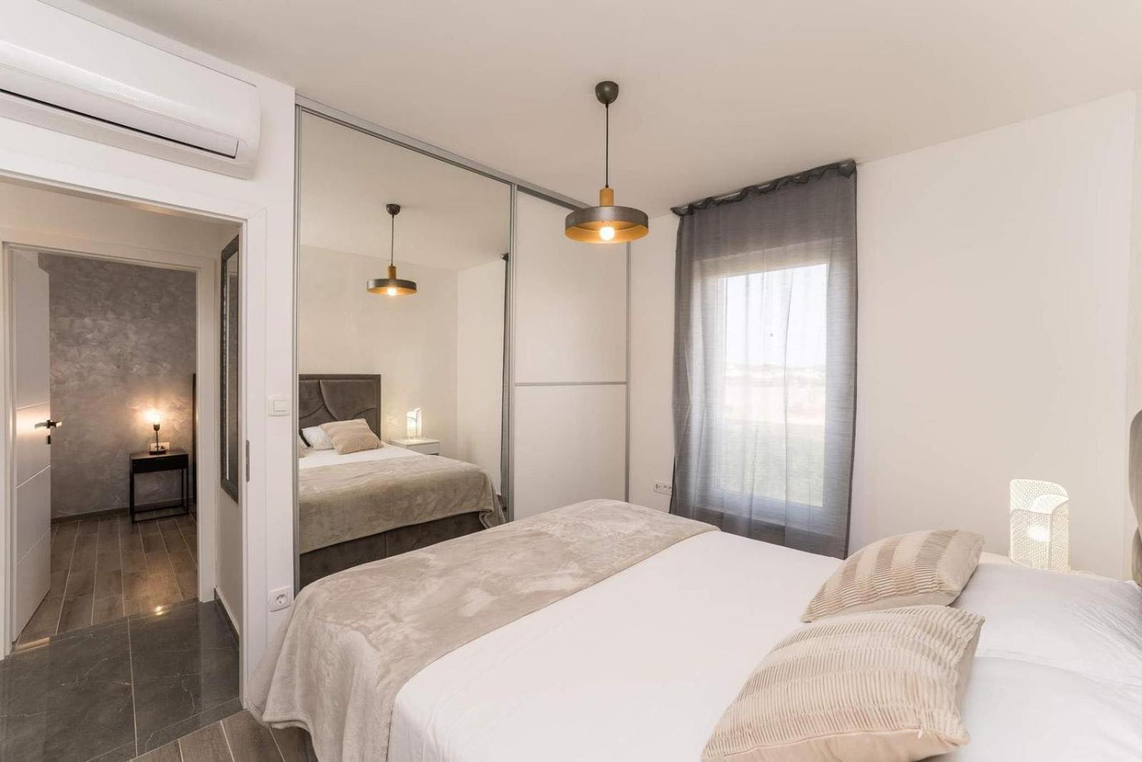 Luxury D Apartment Bibinje