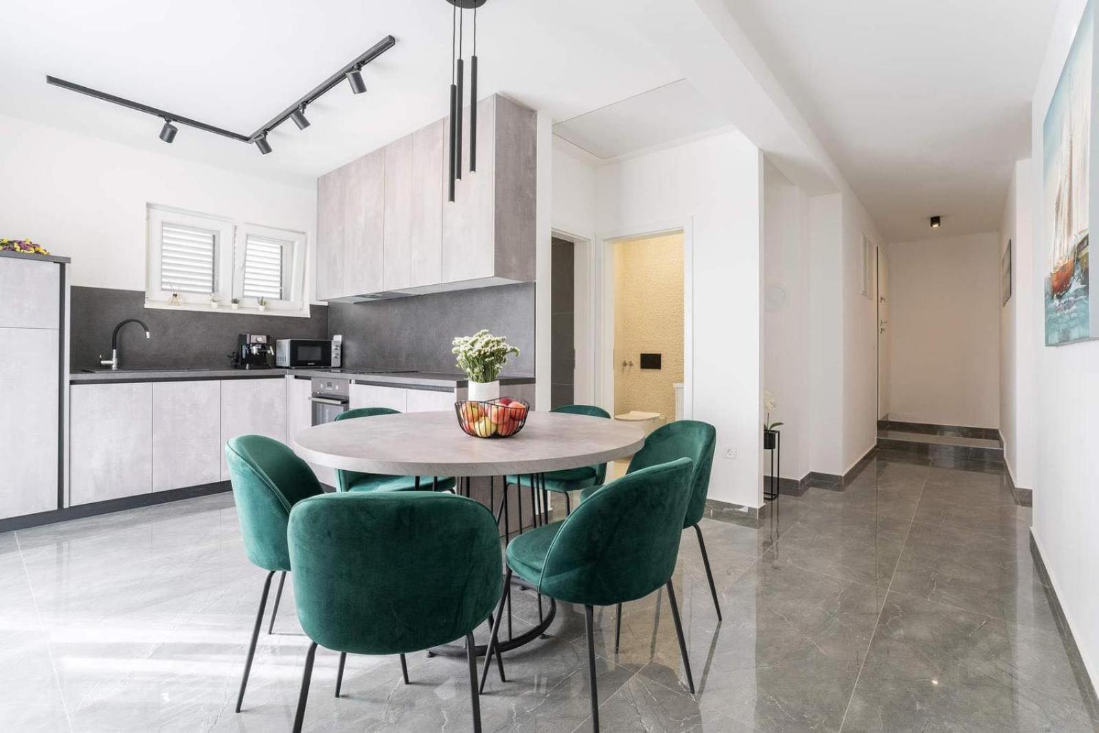 Luxury D Apartment
