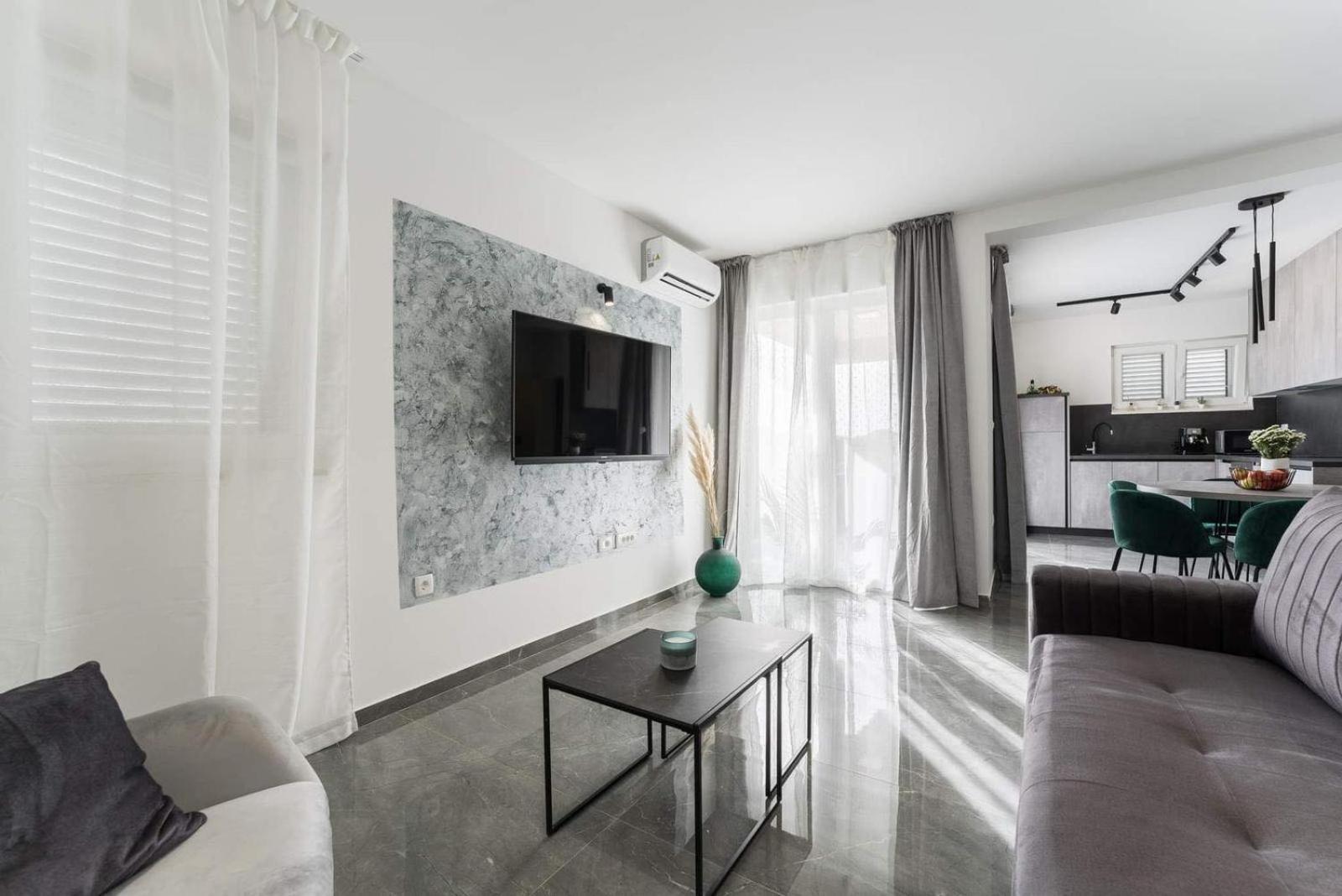 Apartment Luxury D Bibinje